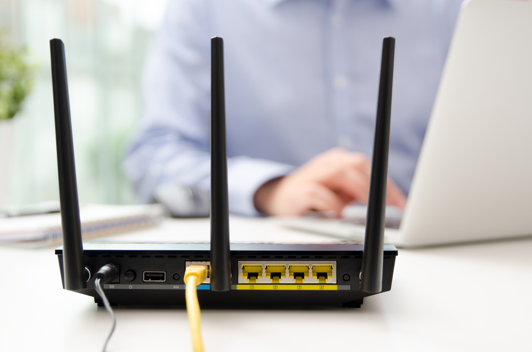 Reliable mobile and home connectivity solutions for individuals and families across the UAE